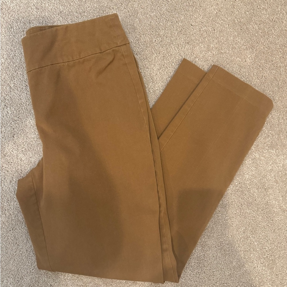 Chico’s Women’s Fabulously Slimming Tan Cropped Slacks